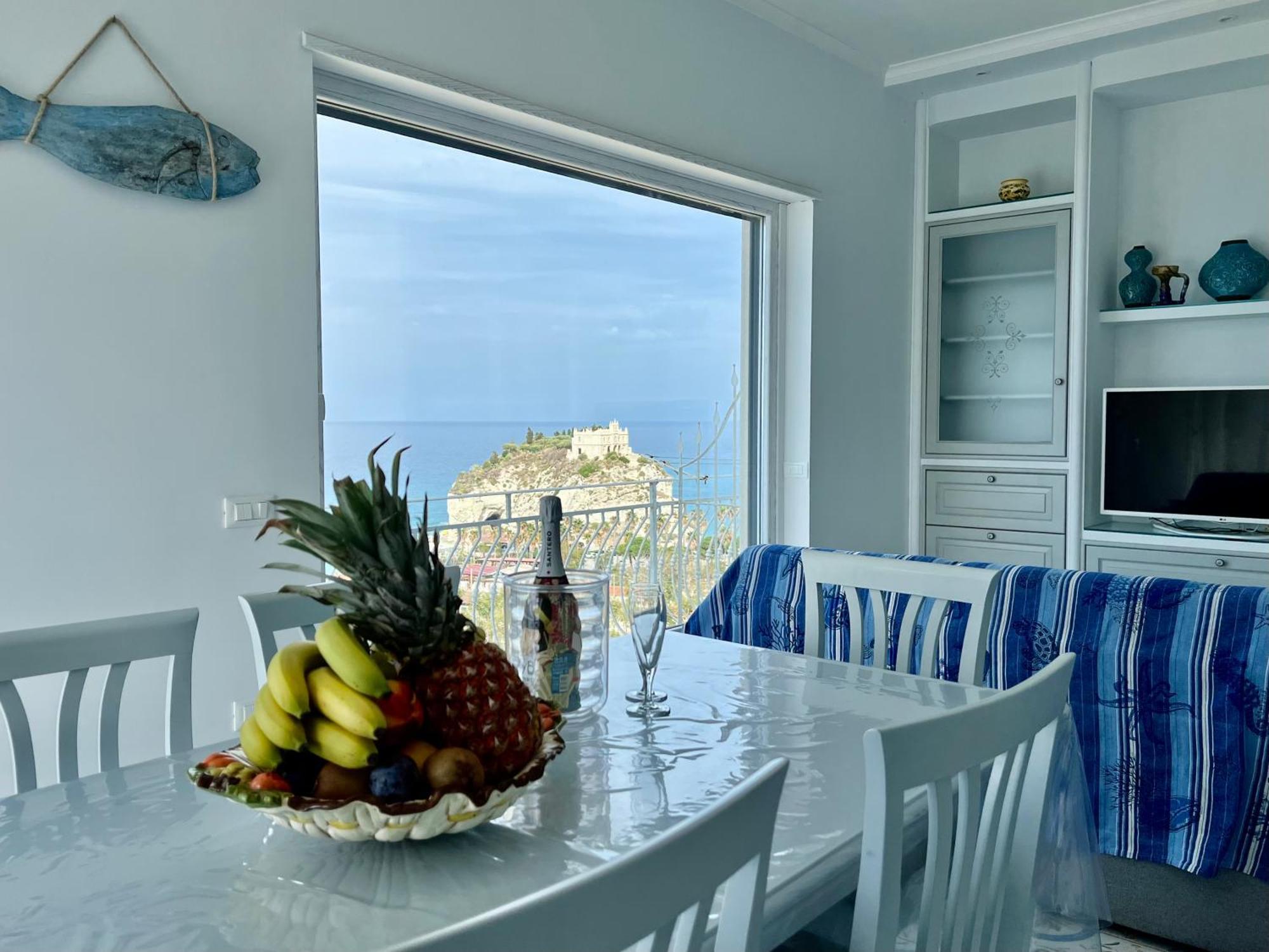 Bella Tropea Suite Exterior photo